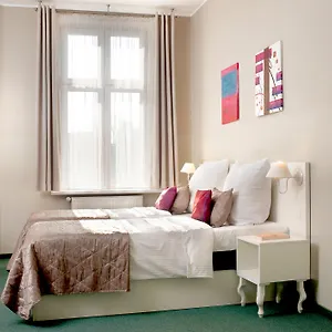 Leone Apartahotel Cracovia