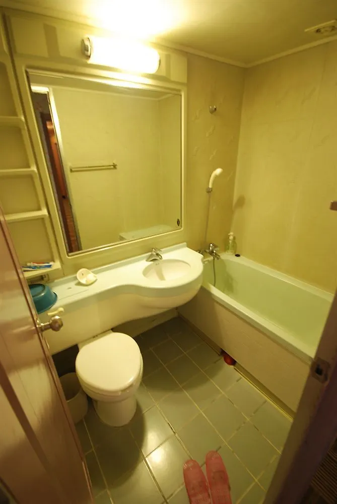 Beewon Guesthouse Seoul Hostel