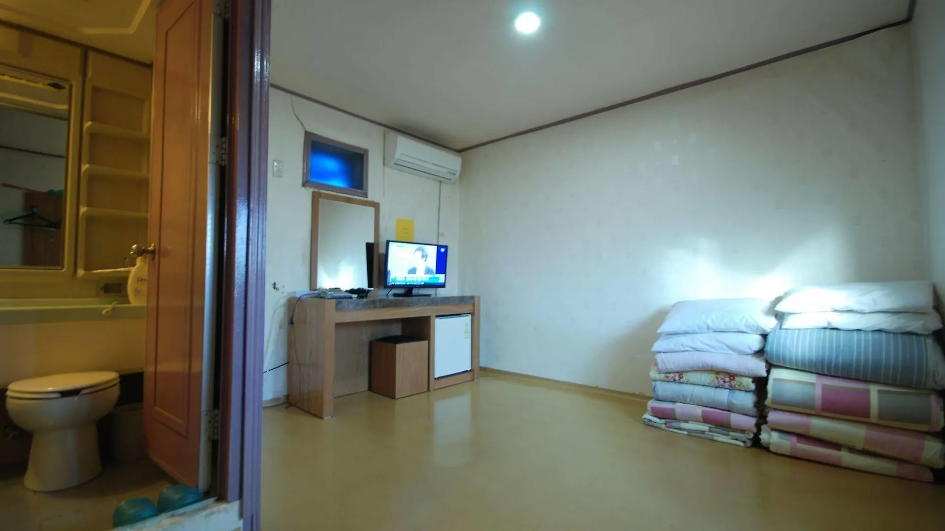 Beewon Guesthouse Seoul Hostel