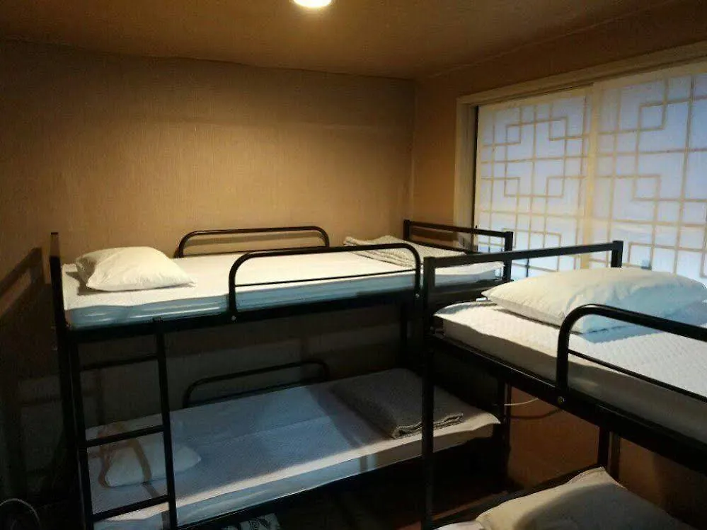 Beewon Guesthouse Seoul Hostel