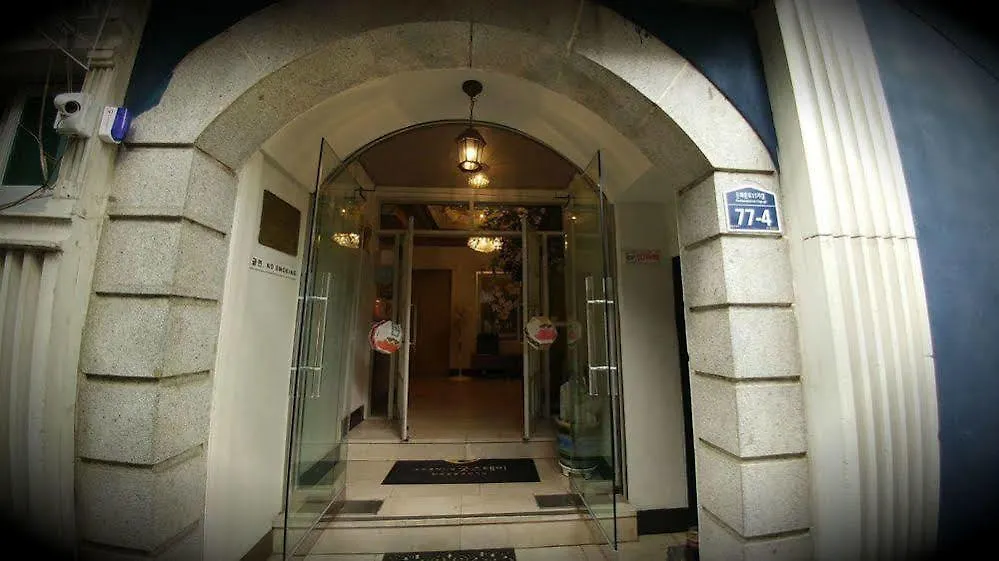 Beewon Guesthouse Seoul Hostel